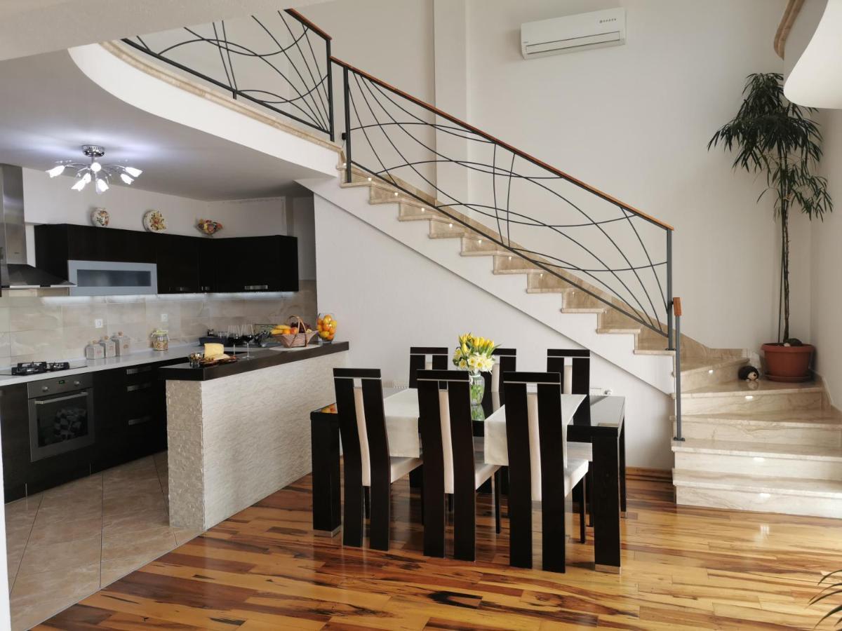 Apartments Deak มาคาร์สกา ภายนอก รูปภาพ